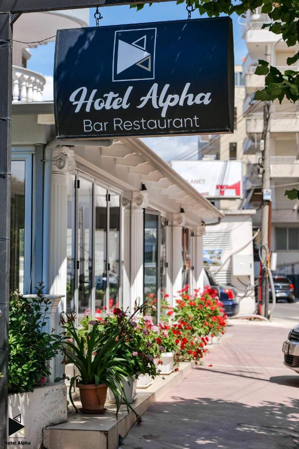 Hotel Alpha Саранда Екстер'єр фото