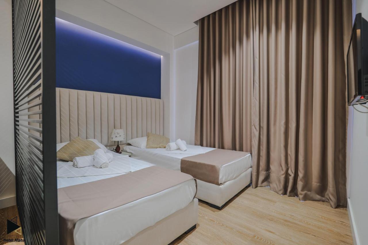 Hotel Alpha Саранда Екстер'єр фото